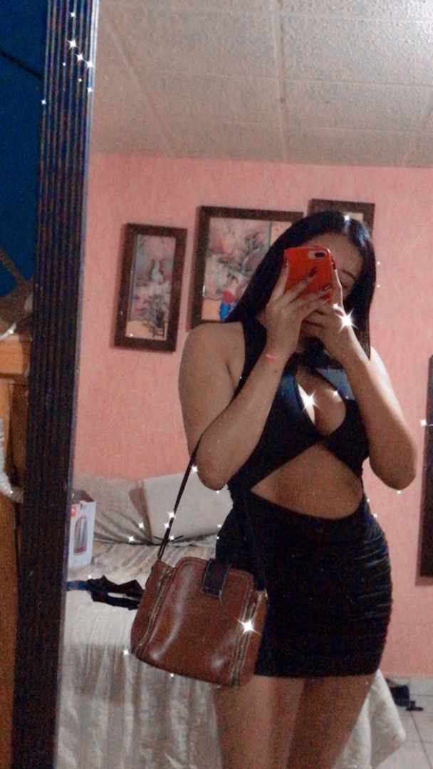 Alejandra_black_dress